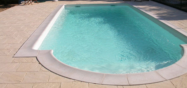 Création piscine béton à Nevers